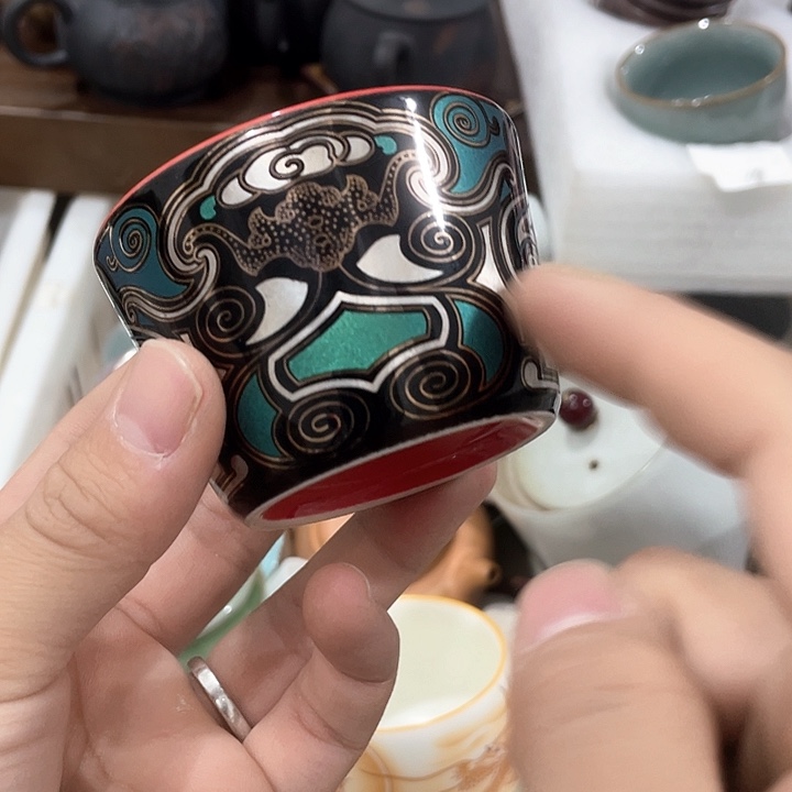 陶瓷茶具全部清清完回家过年