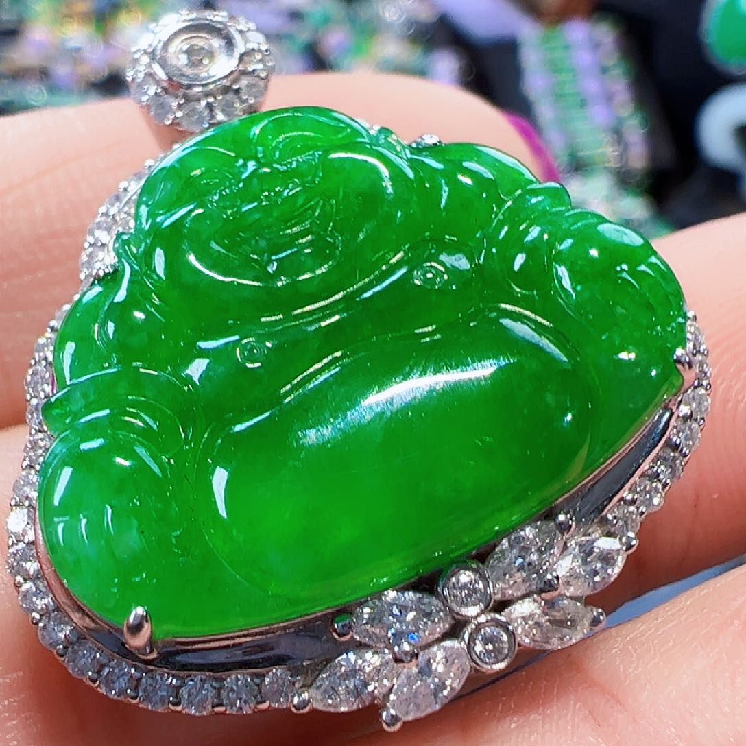 翡翠颈饰18K金镶嵌签收后24鉴赏期