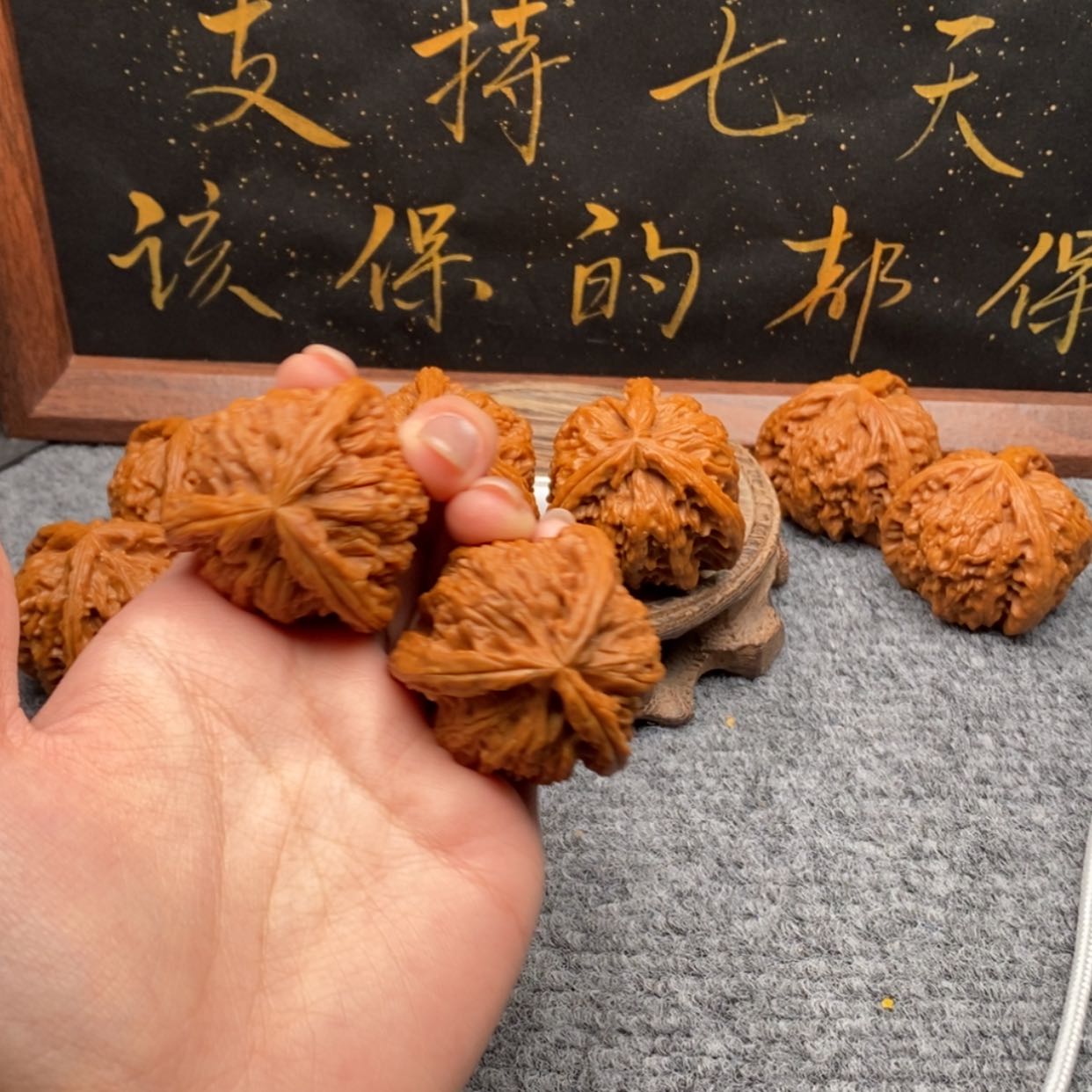 【闪购商品】吊坠文玩核桃Y***?