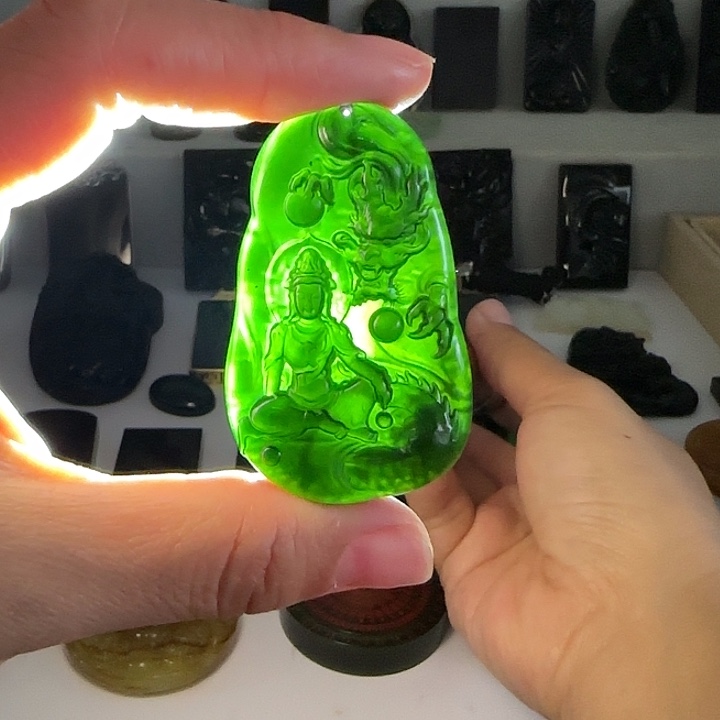 蛇纹石玉合金颈饰