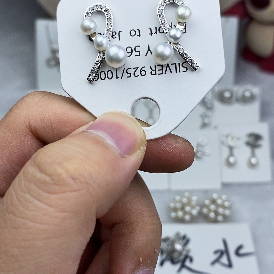 未镶嵌淡水珍珠耳饰