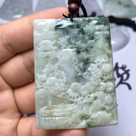 颈饰未镶嵌翡翠翡翠