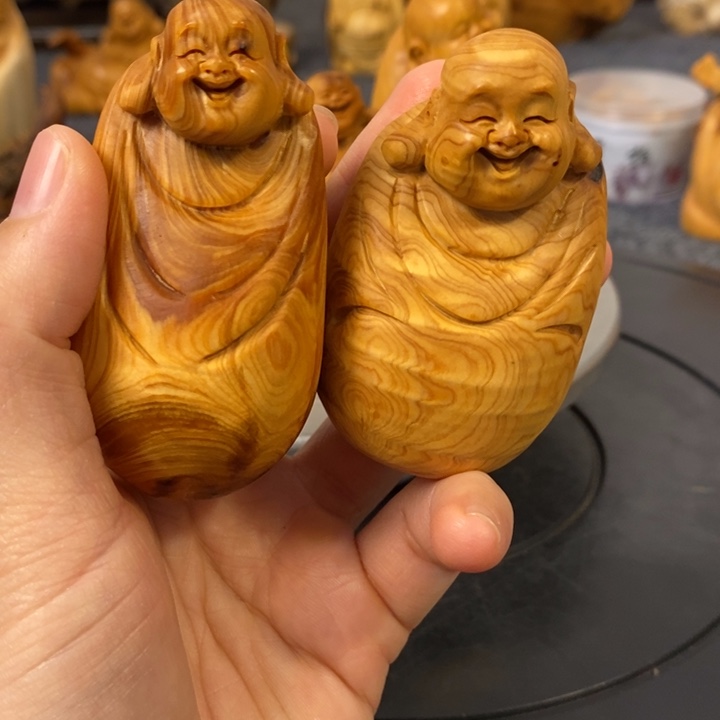 柏木（崖柏）?****?崖柏弥勒佛手把件2个