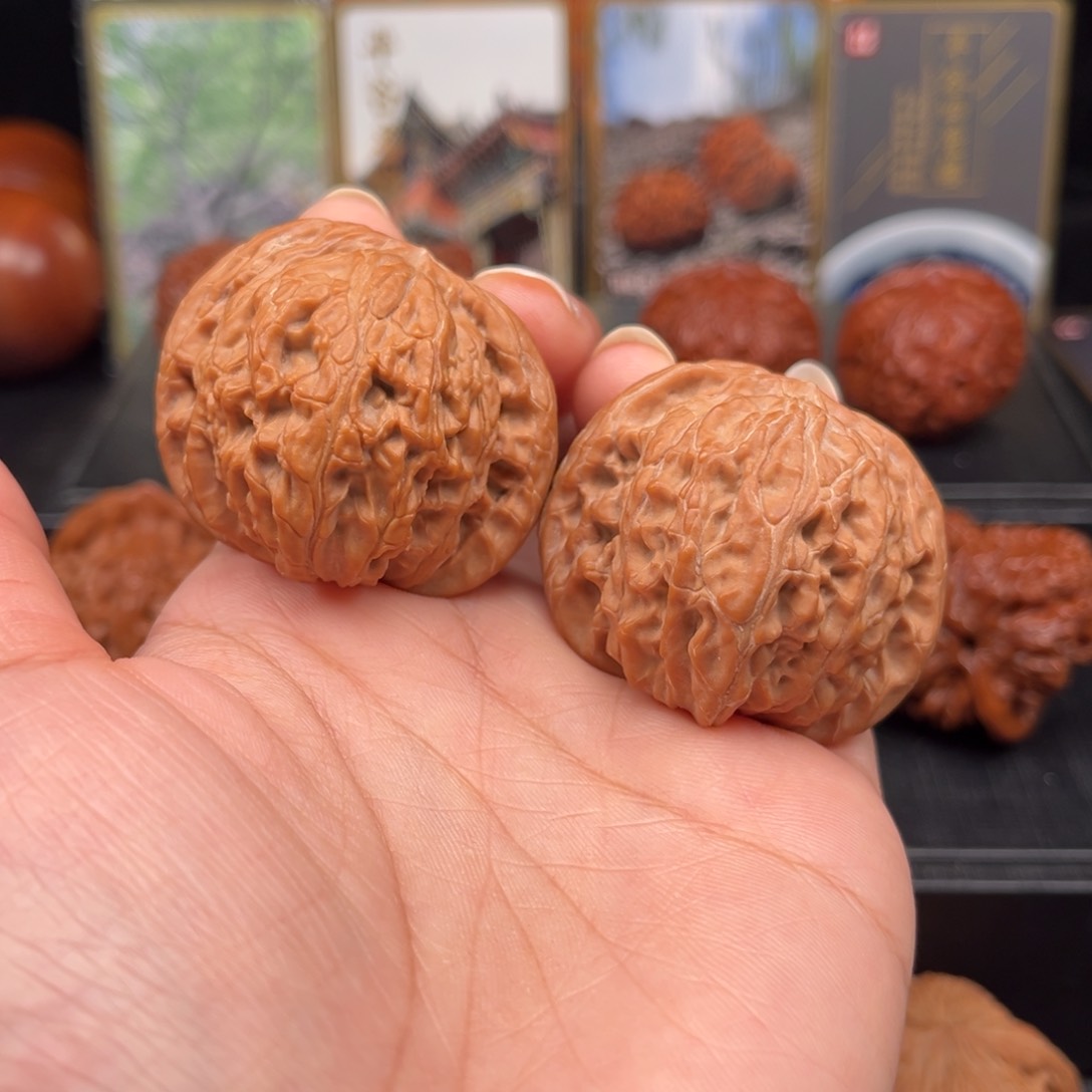 【闪购商品】文玩核桃吊坠小*磨盘。  3287