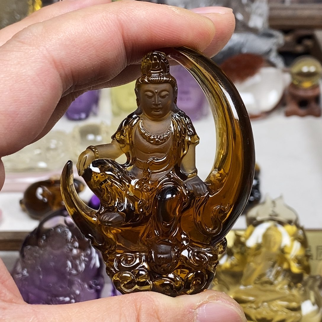 西***基颈饰水晶未镶嵌天然水晶吊坠