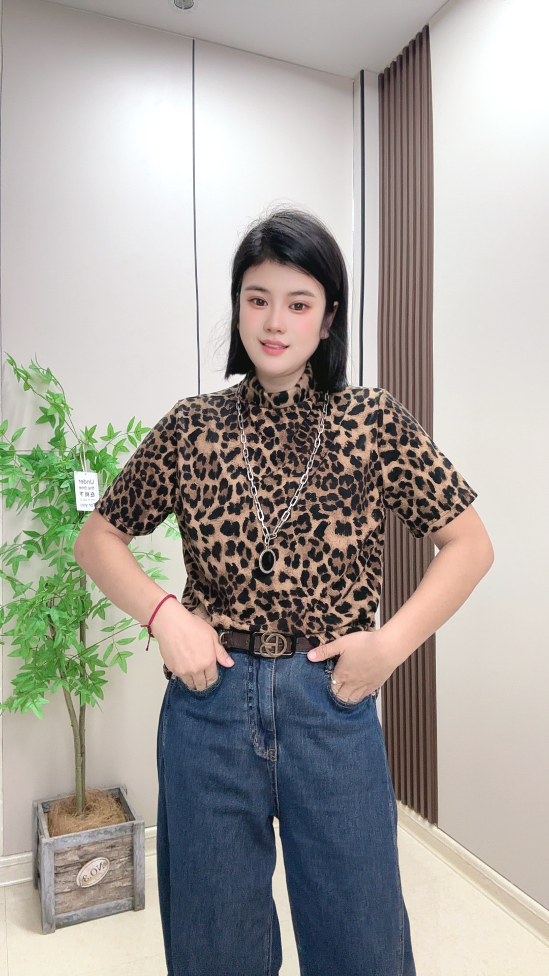 爆款大码豹纹半高领洋气T恤女2025秋季修身显瘦百搭欧货打底衫