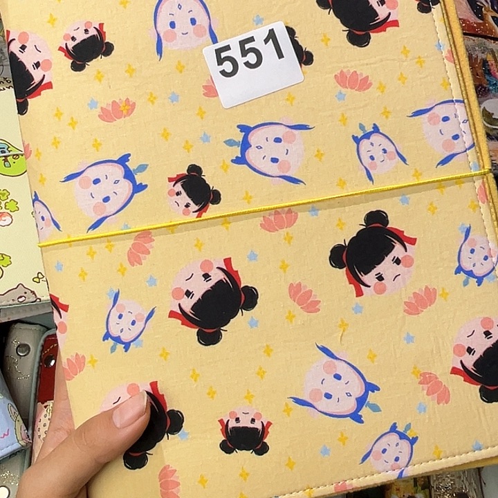 刺绣b5活页送纸。   551