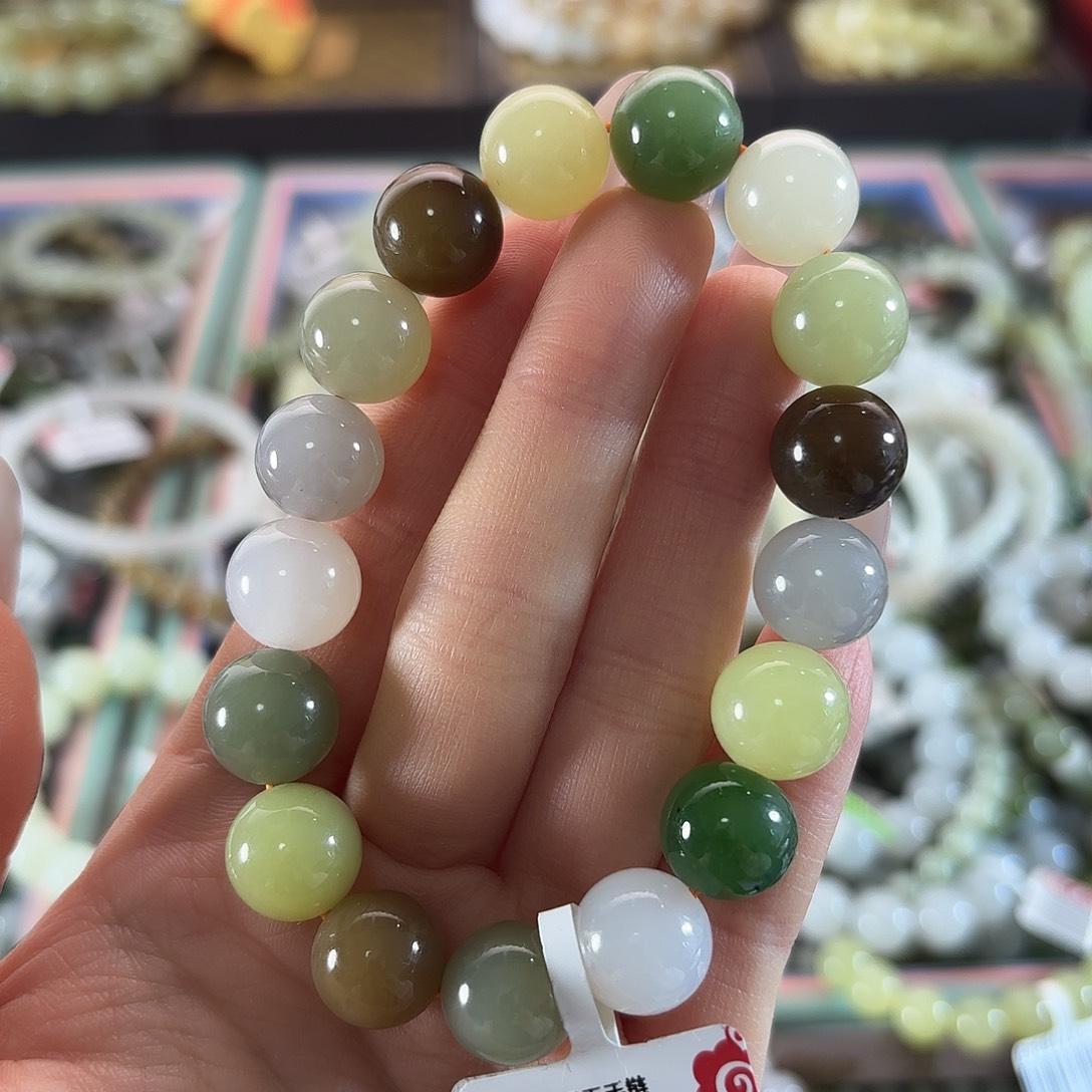 和田玉未镶嵌手链99