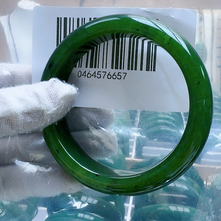 和田玉（碧玉）手镯未镶嵌60