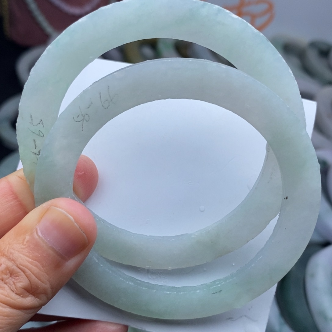 定制翡翠叮当未镶嵌