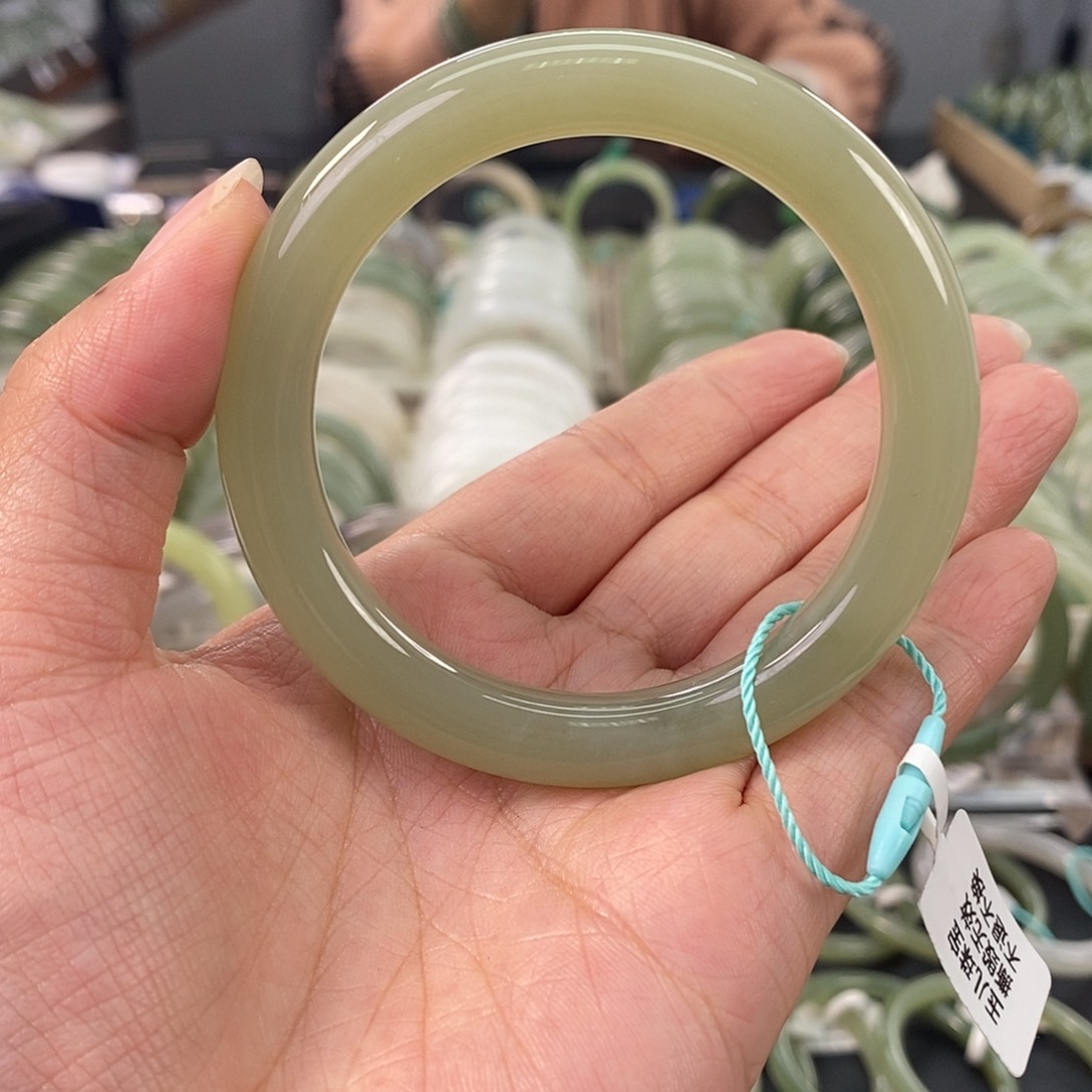 和田玉和田玉手镯54,55未镶嵌