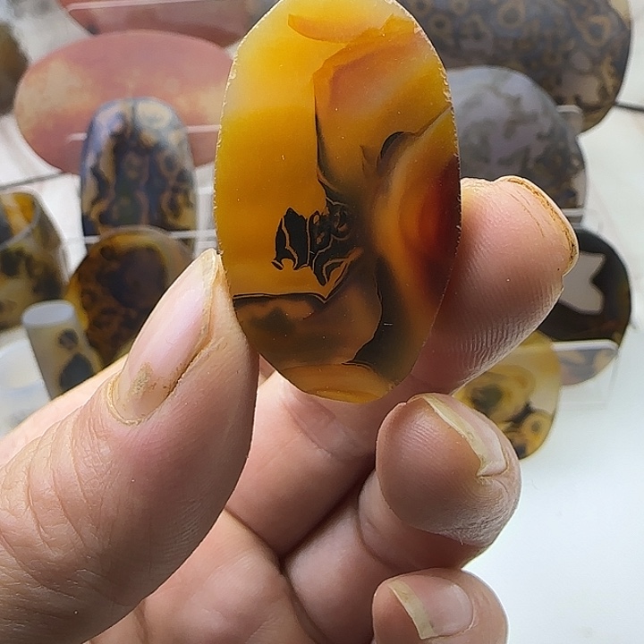 玛瑙/玉髓未镶嵌颈饰