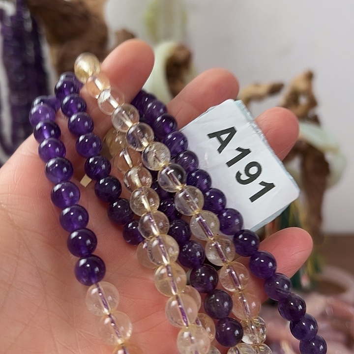 杰***高玛瑙/玉髓未镶嵌颈饰