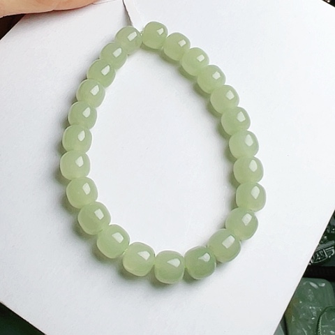 和田玉手串未镶嵌（微瑕）