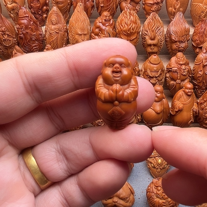 吊坠橄榄核17小猪福利