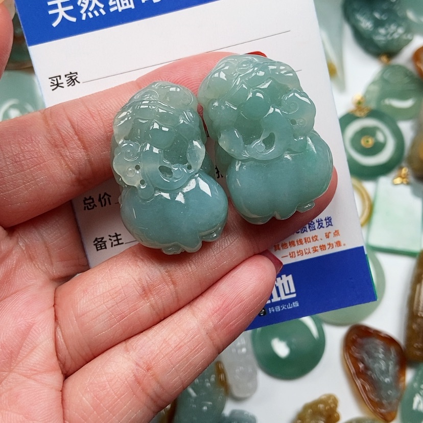 【闪购商品】翡翠颈饰未镶嵌貔貅一对