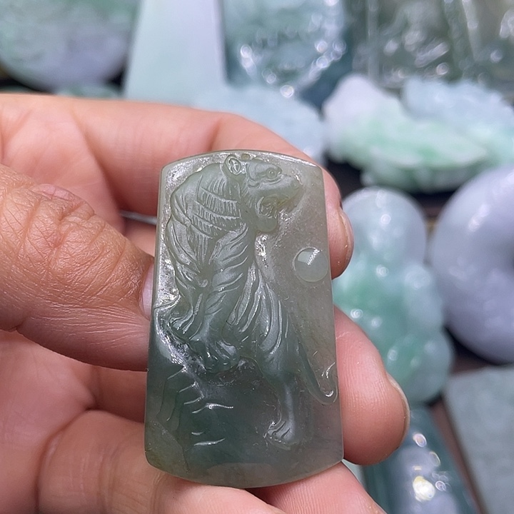 定制翡翠未镶嵌缅甸翡翠