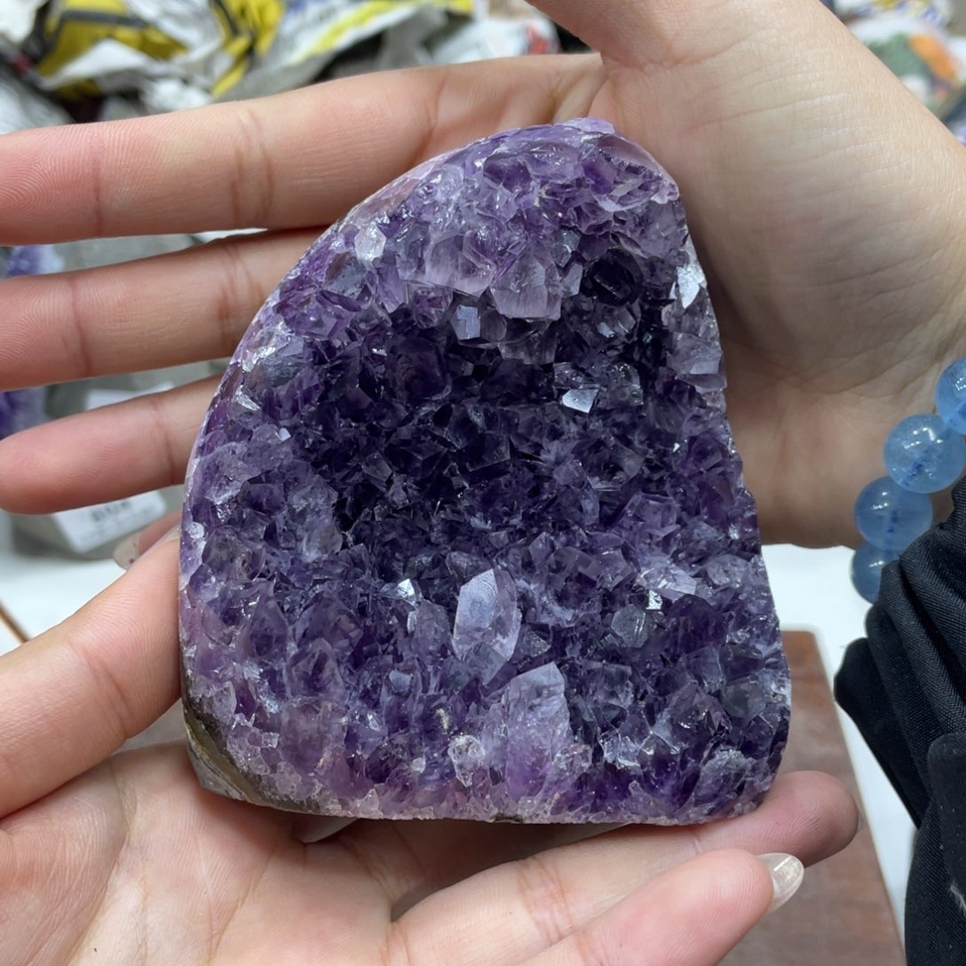 紫晶大型摆件（非配饰）未镶嵌