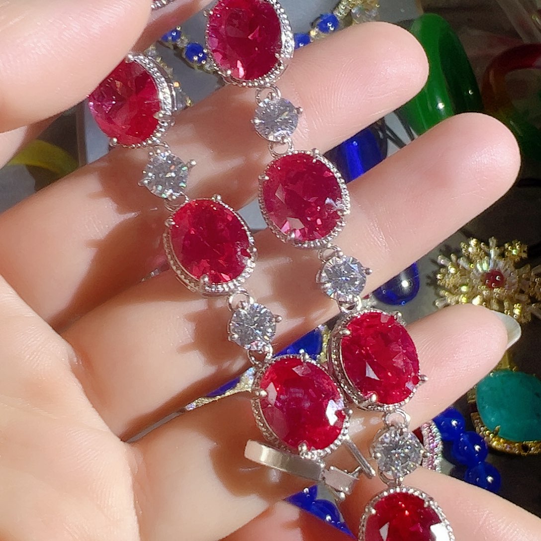 花岗石钨合金红色蓝色大宝贝