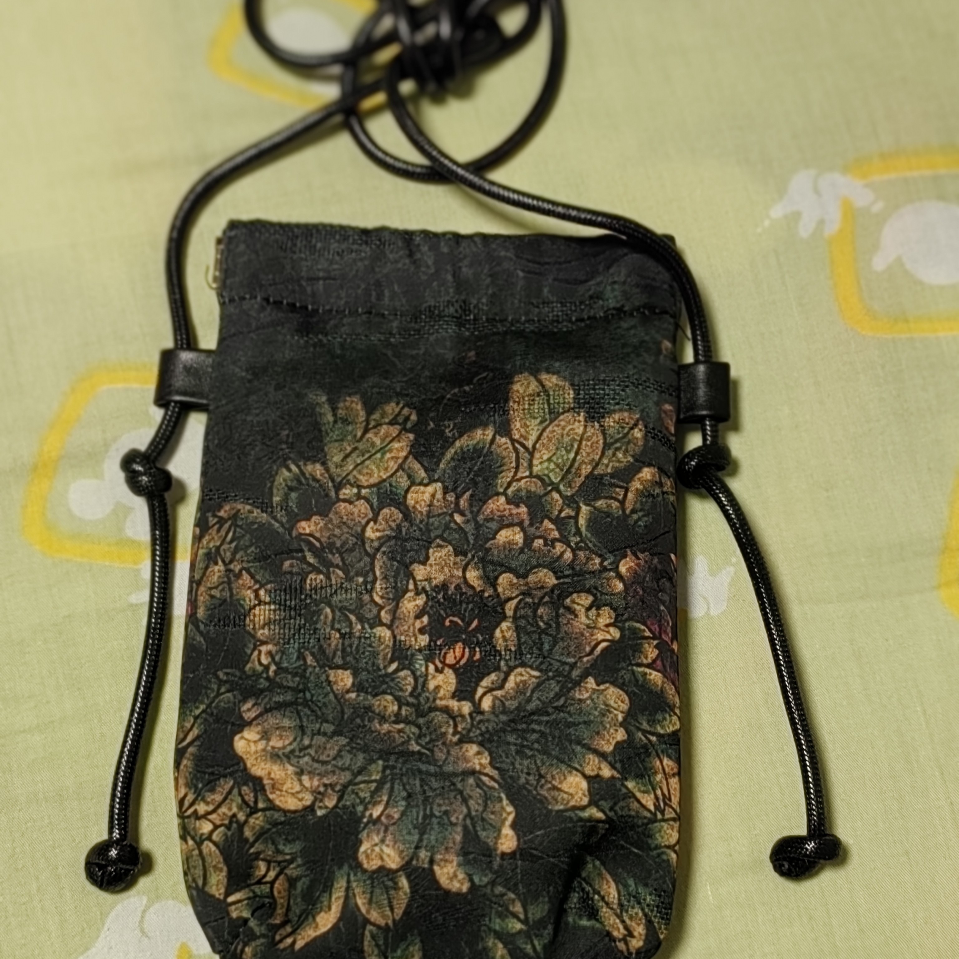 手工香云纱便携真丝新中式国风斜挎女