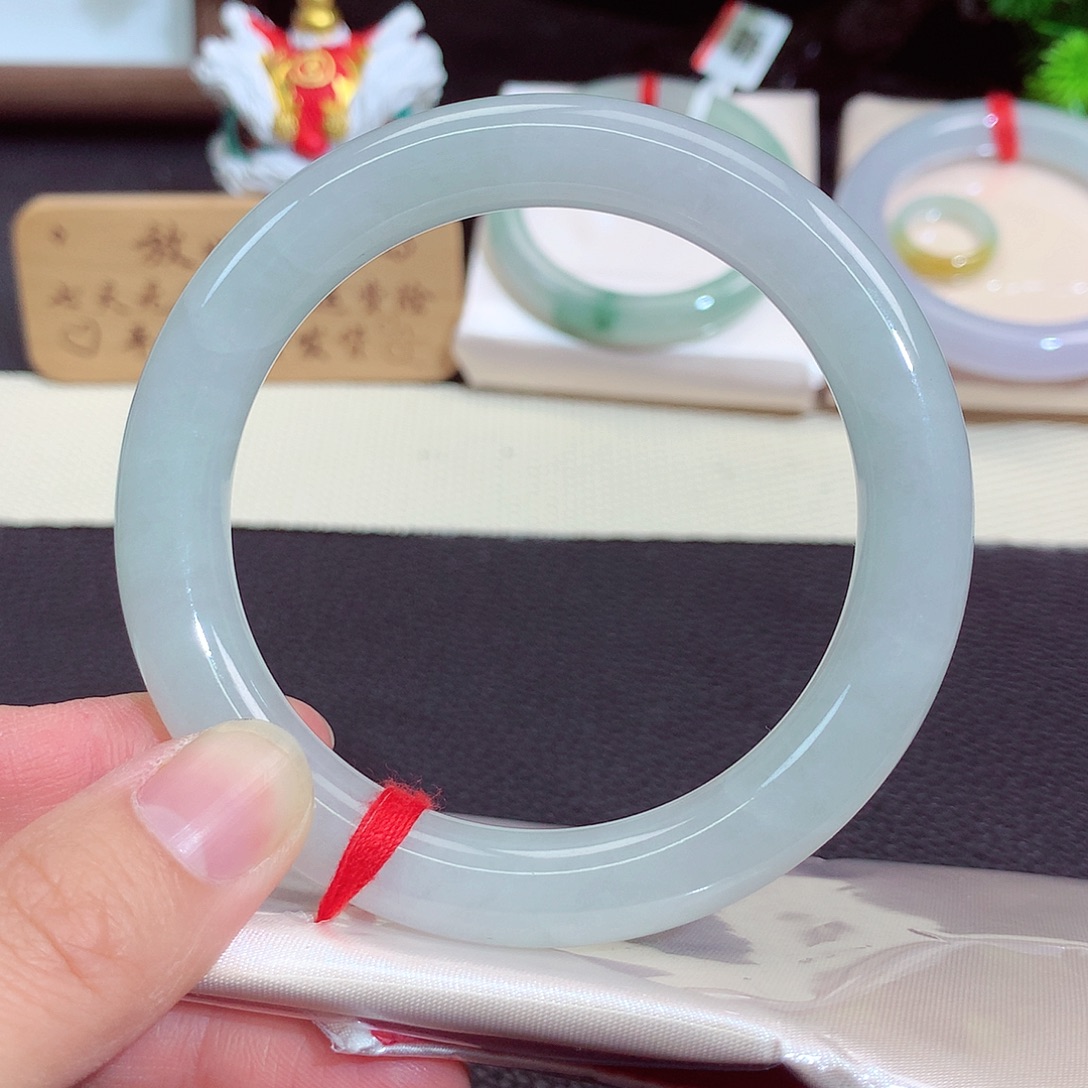 翡翠未镶嵌手镯1222