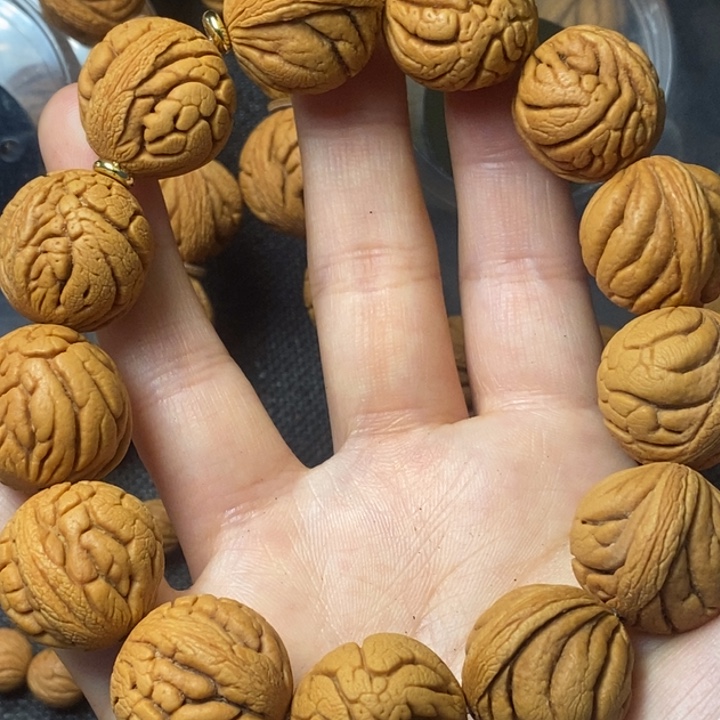 吊坠桃核秦岭山野生桃核