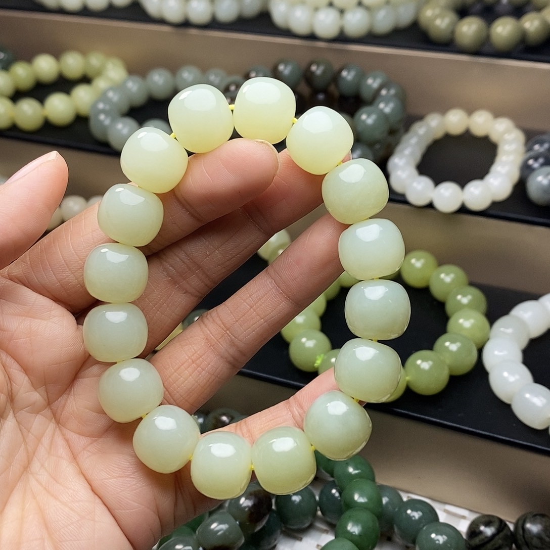 和田玉未镶嵌手链卡14