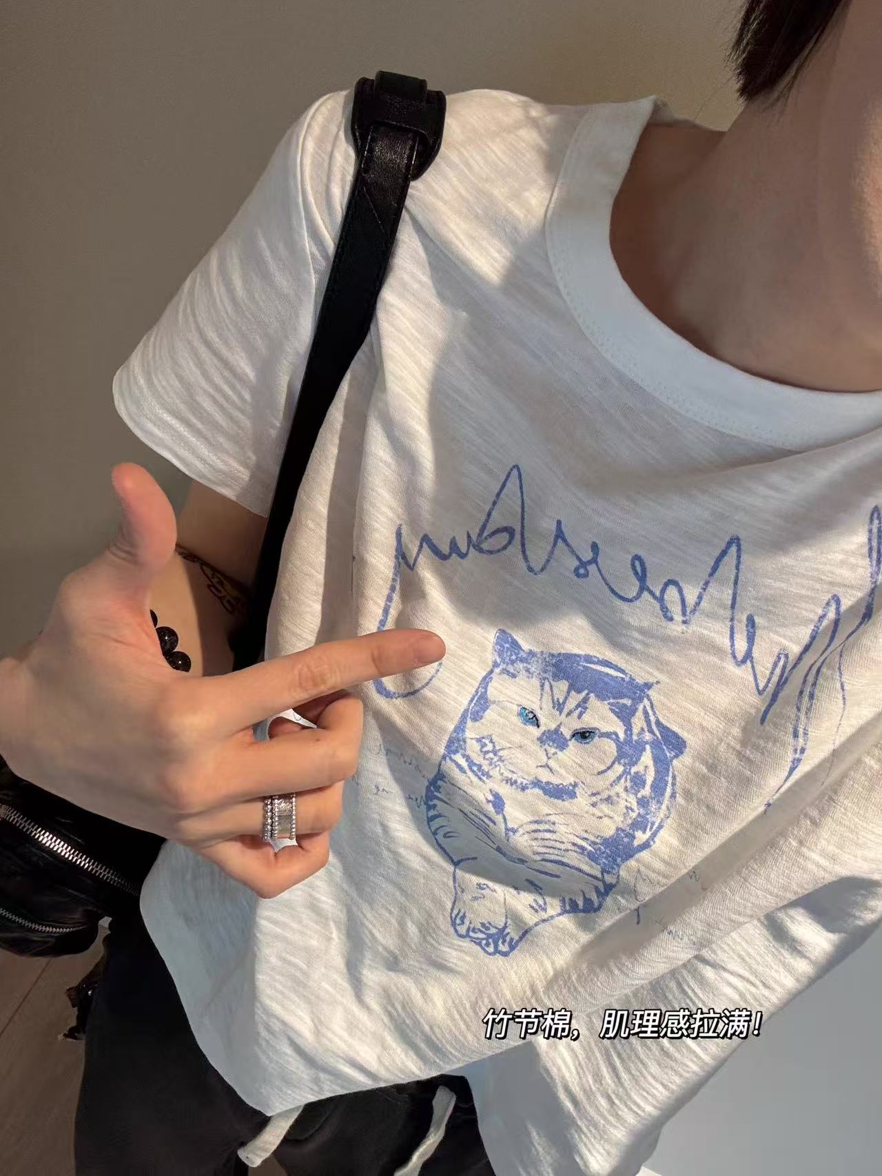 【浅蓝猫咪】贵厂精pin线竹节棉白色减龄短袖T恤