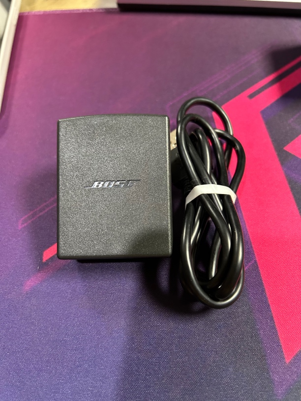 99新  95新原装博士充电器充电线，1.6a