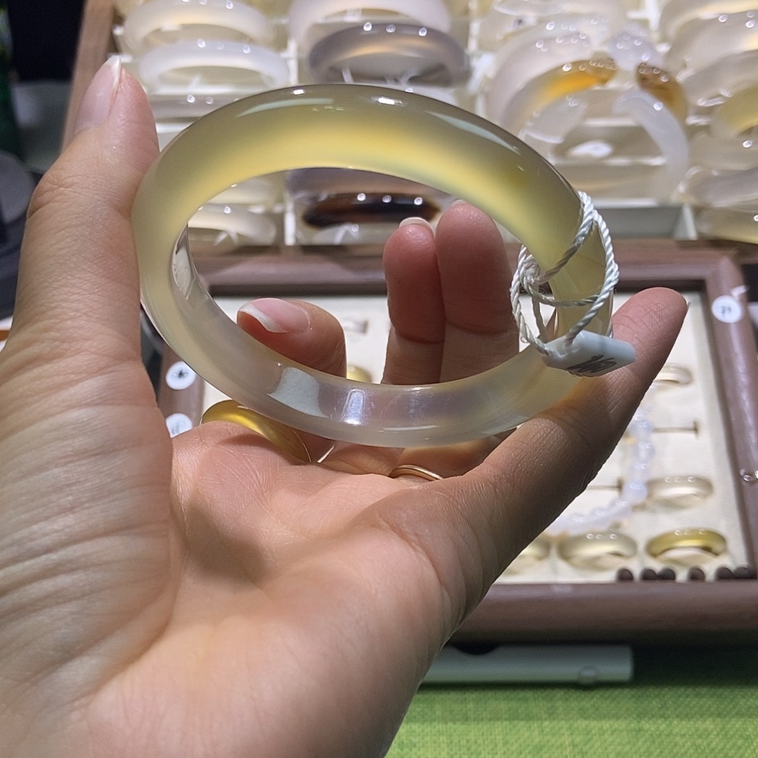 ****岸玛瑙/玉髓合金手镯