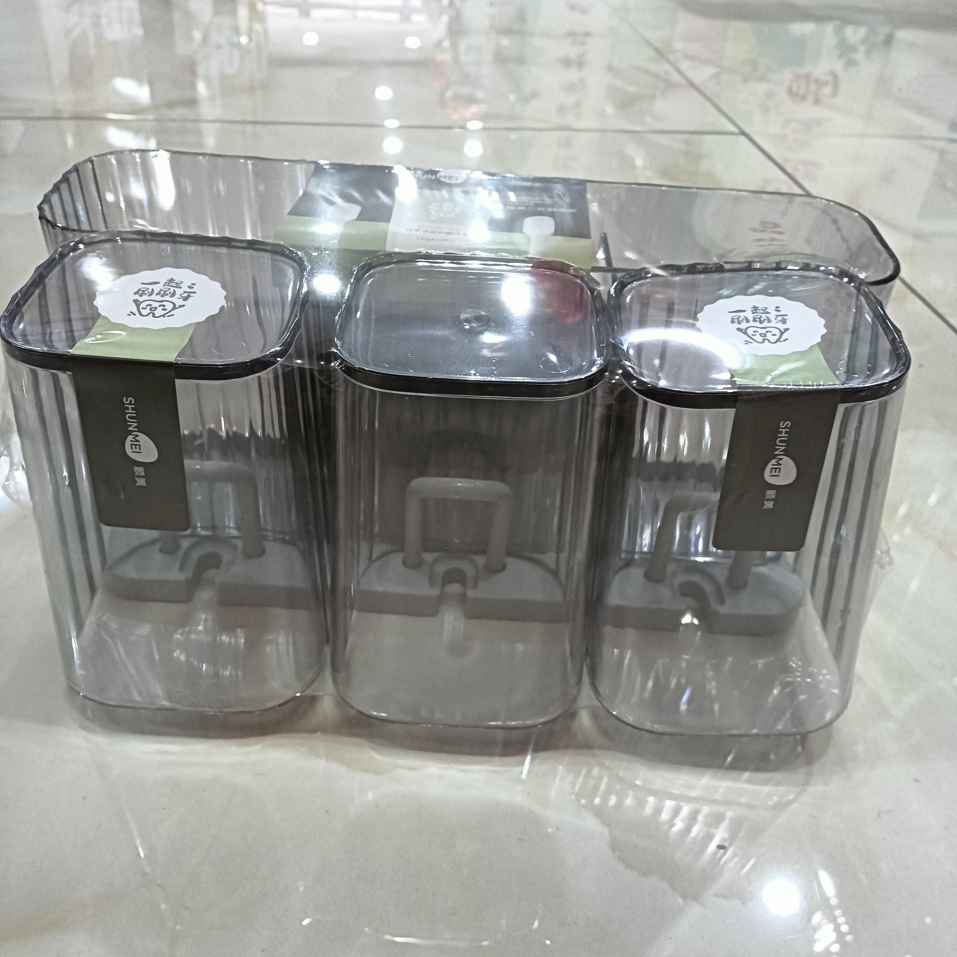 2702顺美三杯盥洗架，