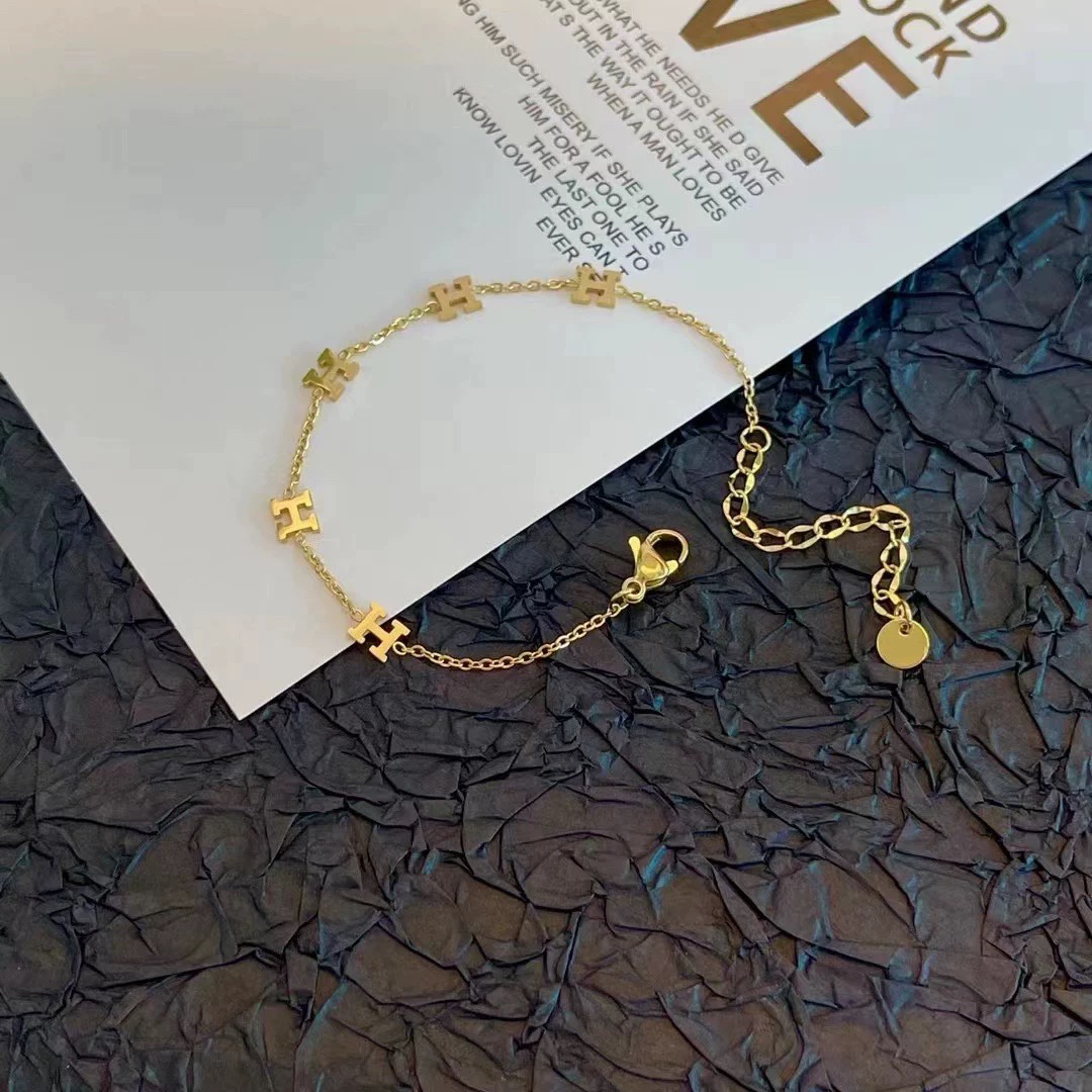 钛钢项链 养马人H手链200