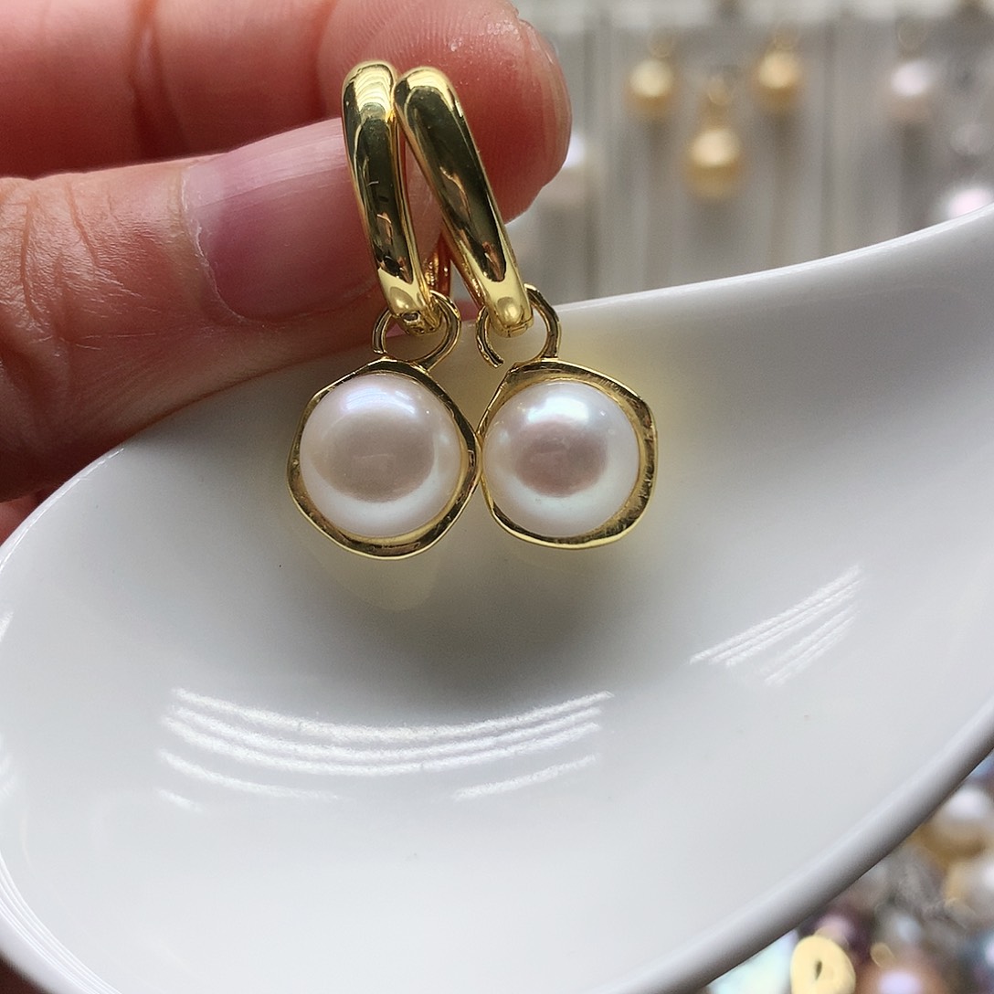 未镶嵌淡水珍珠耳饰