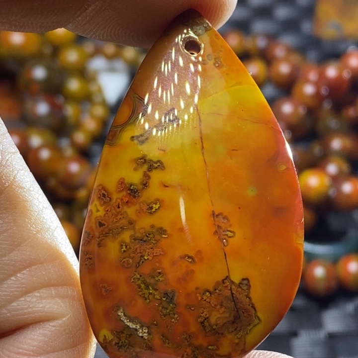 玛瑙/玉髓颈饰未镶嵌