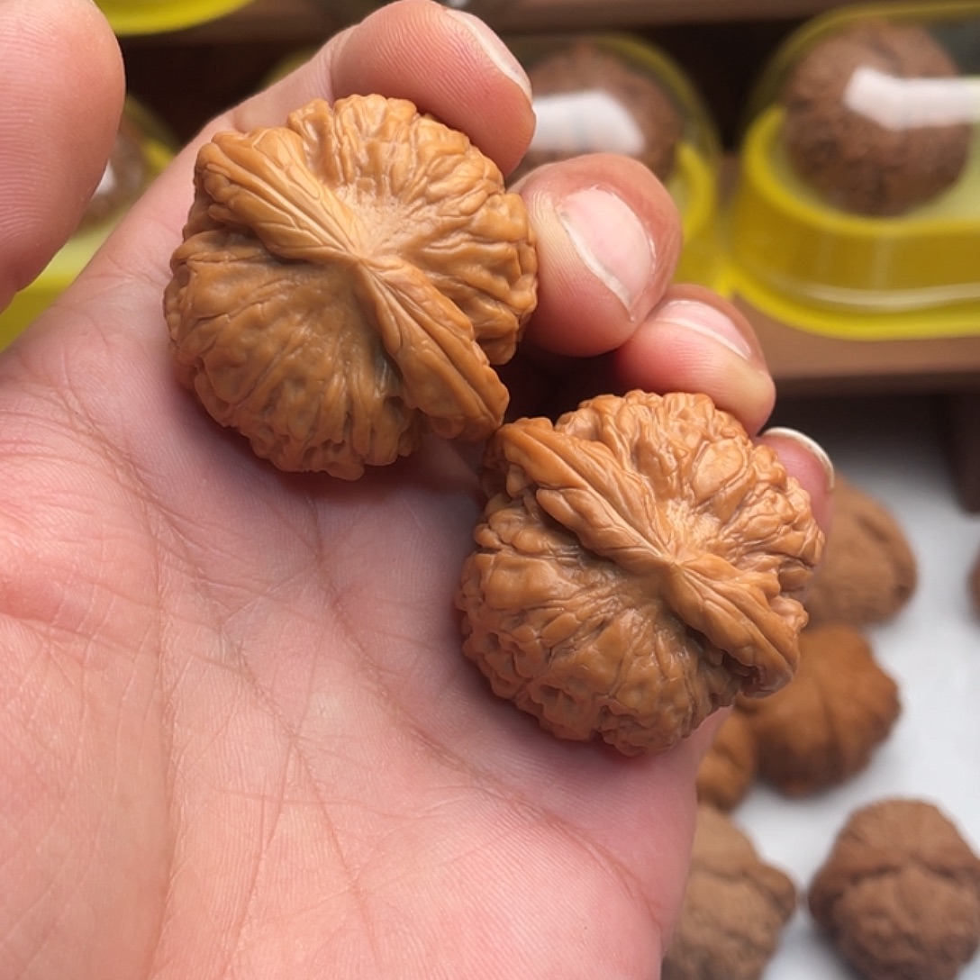 可***欢吊坠文玩核桃莲花
