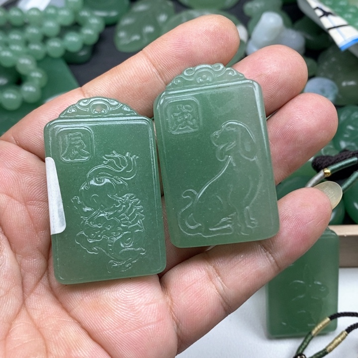 未镶嵌东陵石颈饰平****工