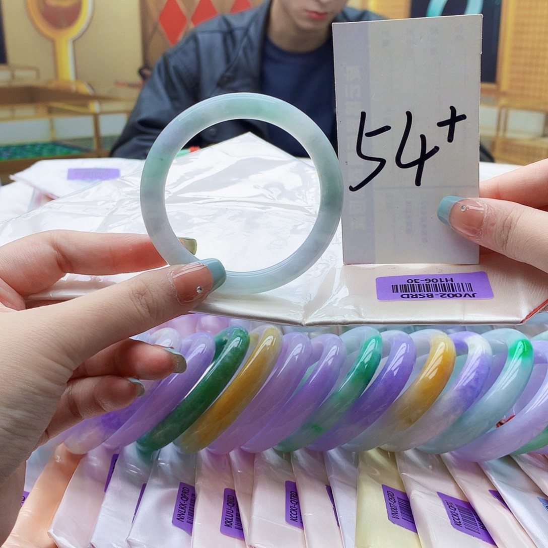 翡翠未镶嵌手镯nn