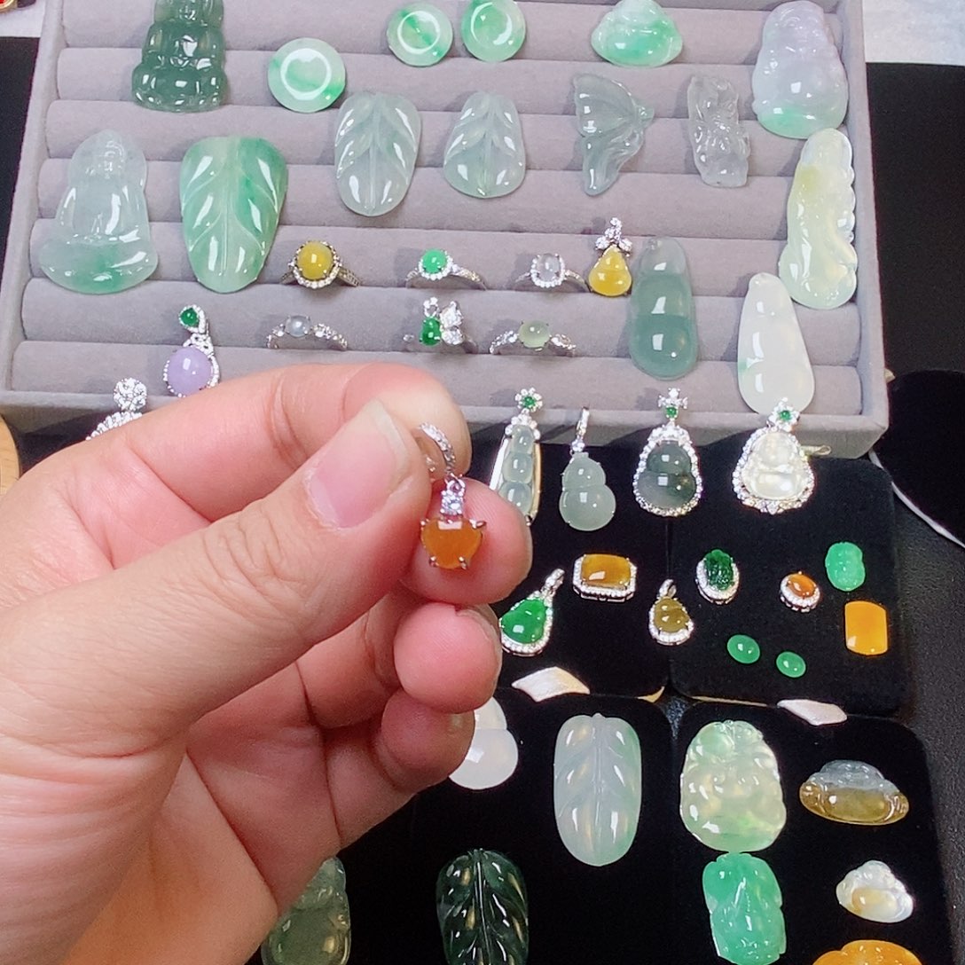 翡翠银S925镶嵌颈饰