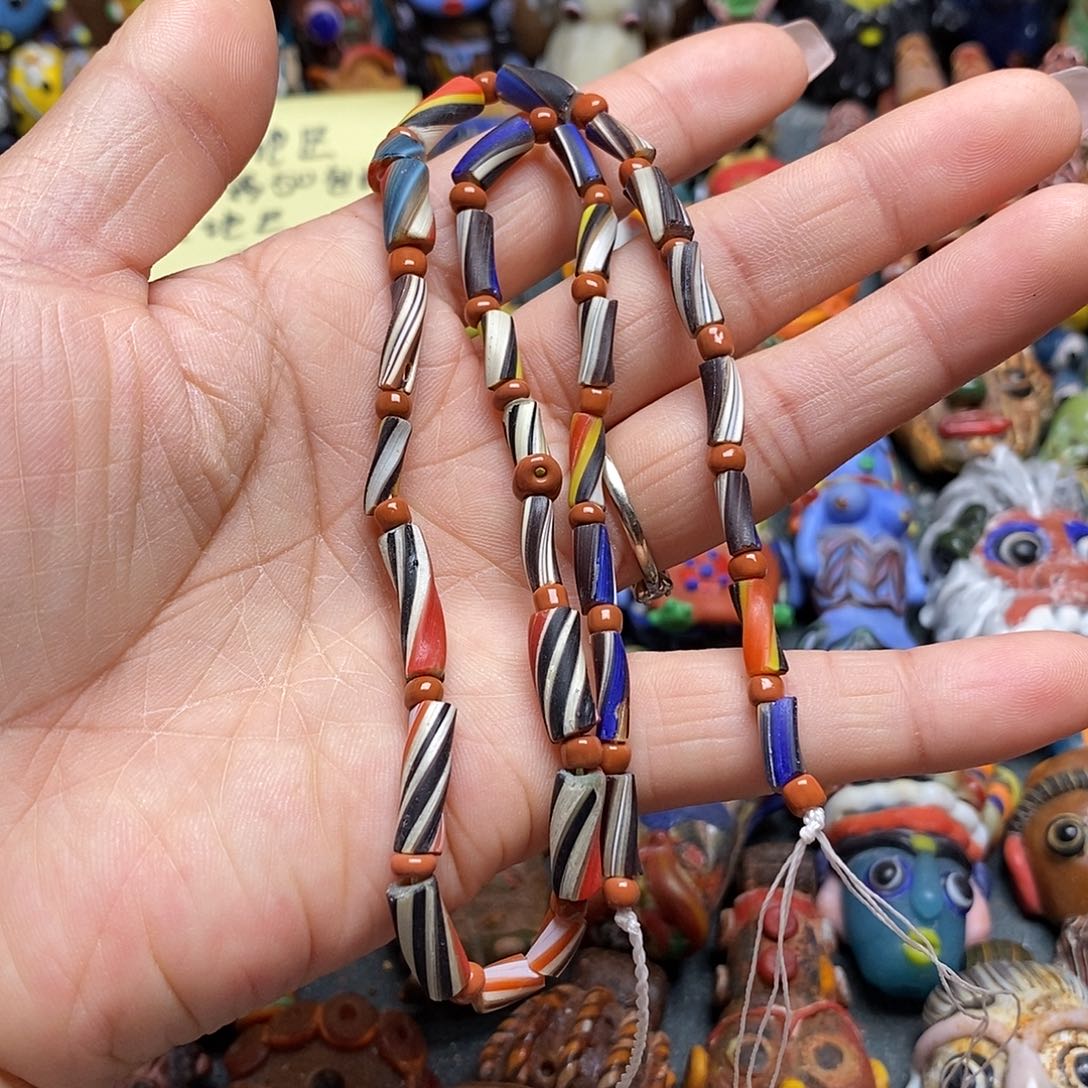 玻璃颈饰高古琉璃