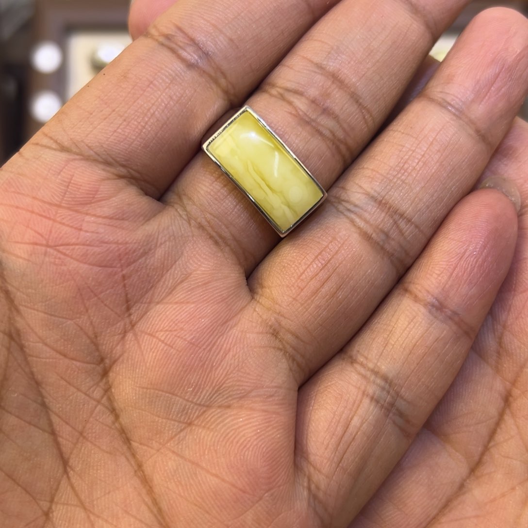 银S925镶嵌琥珀戒指孙*长琥珀蜜蜡镶嵌戒指