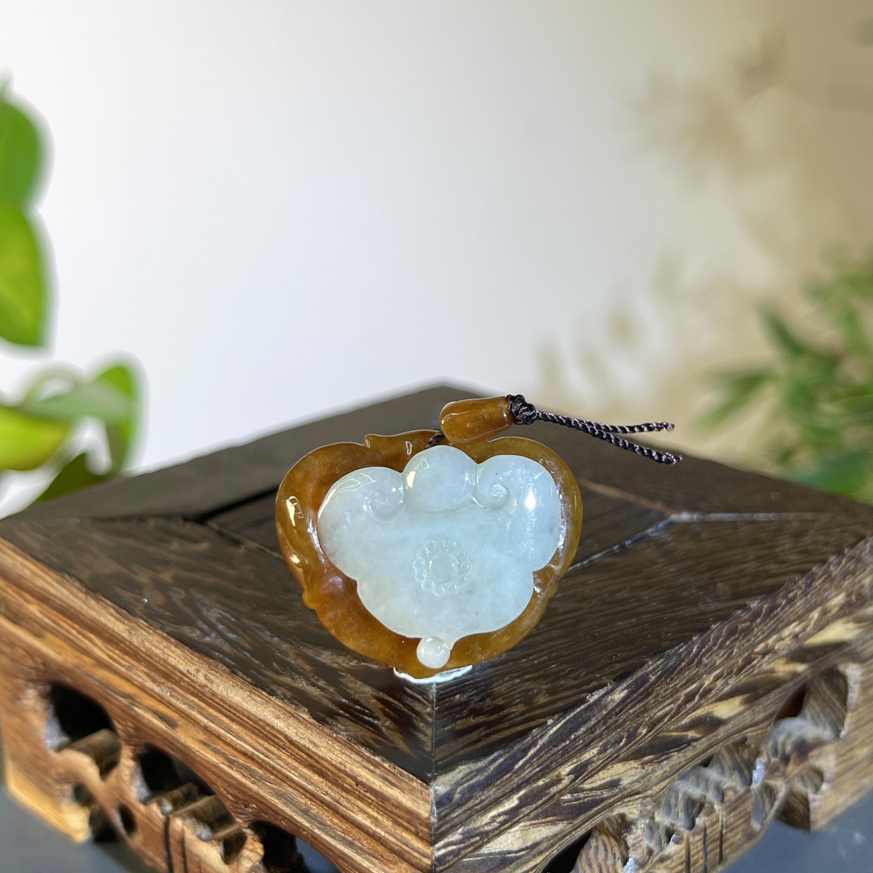 JTW26-112  天然缅甸A货翡翠 如意