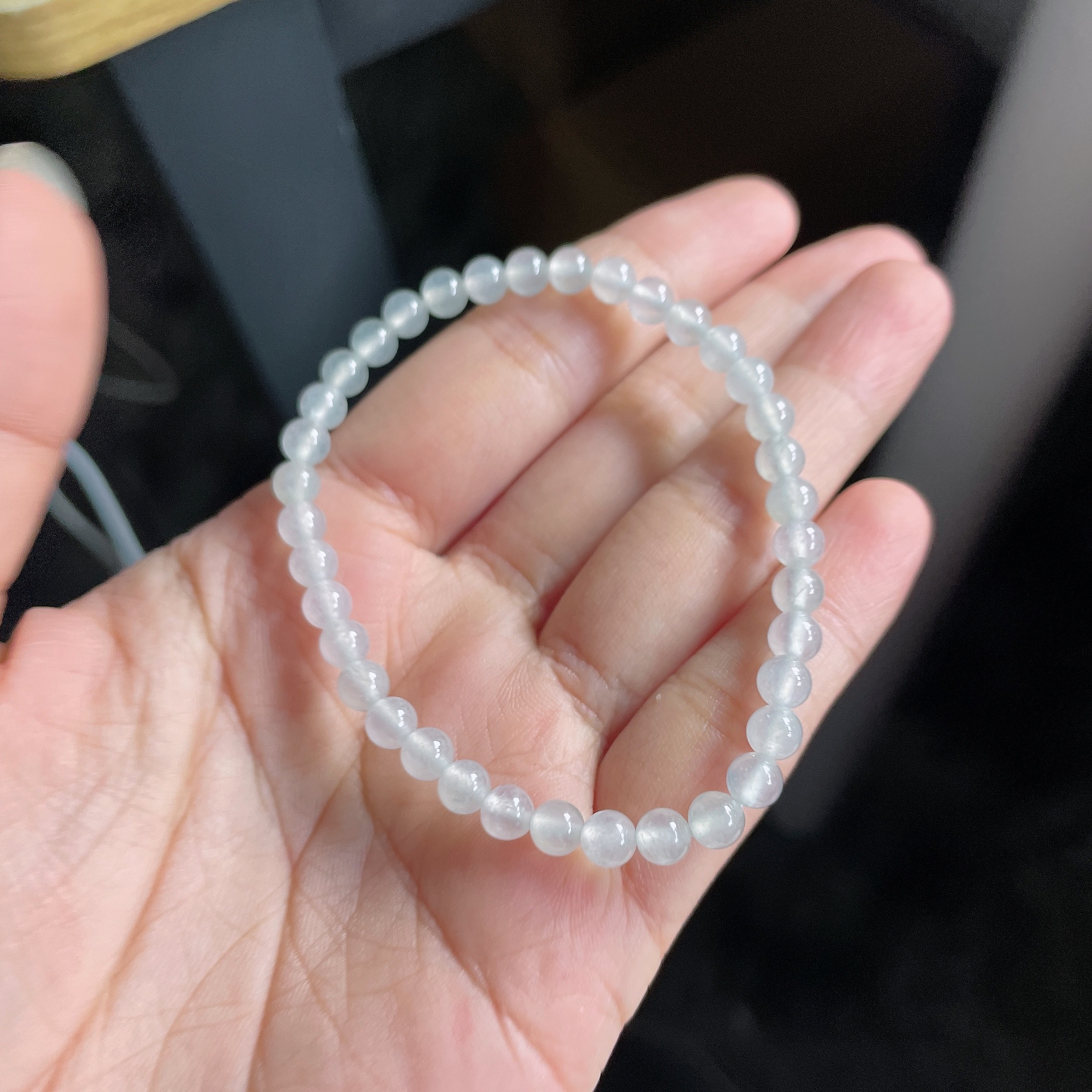 天然缅甸翡翠A货冰种起光纯净珠子手串，尺寸5