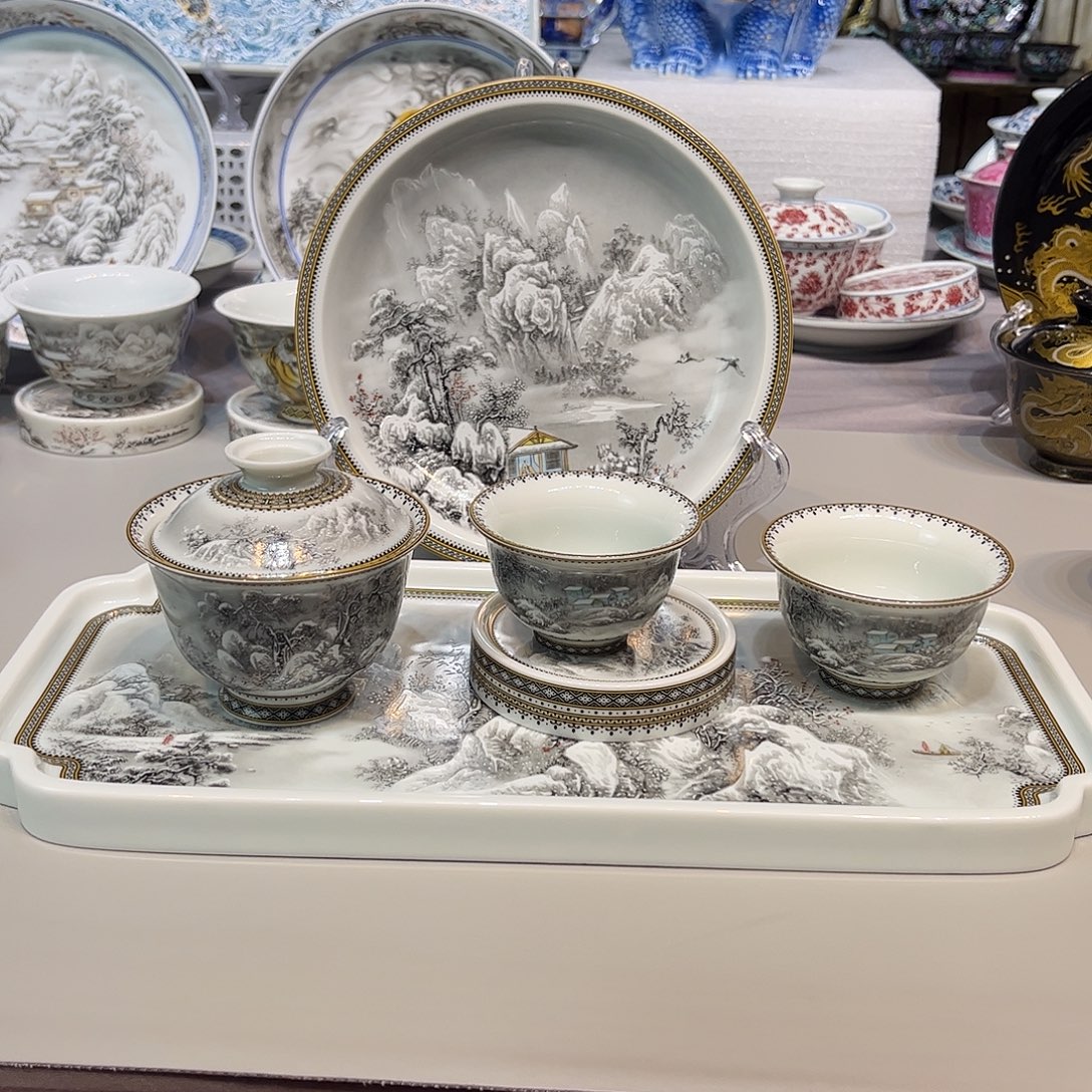 景德镇陶瓷艺术品