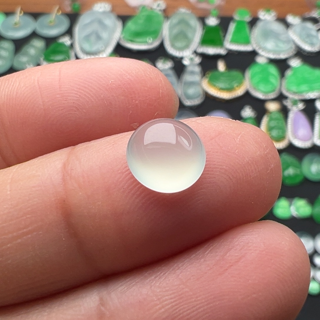 翡翠颈饰未镶嵌蛋8