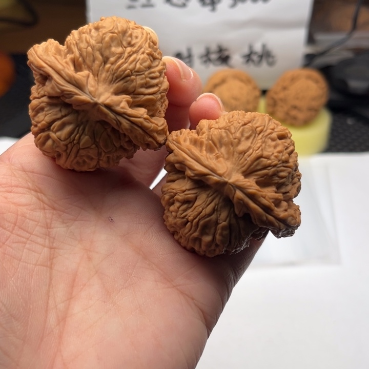 吊坠文玩核桃南疆46