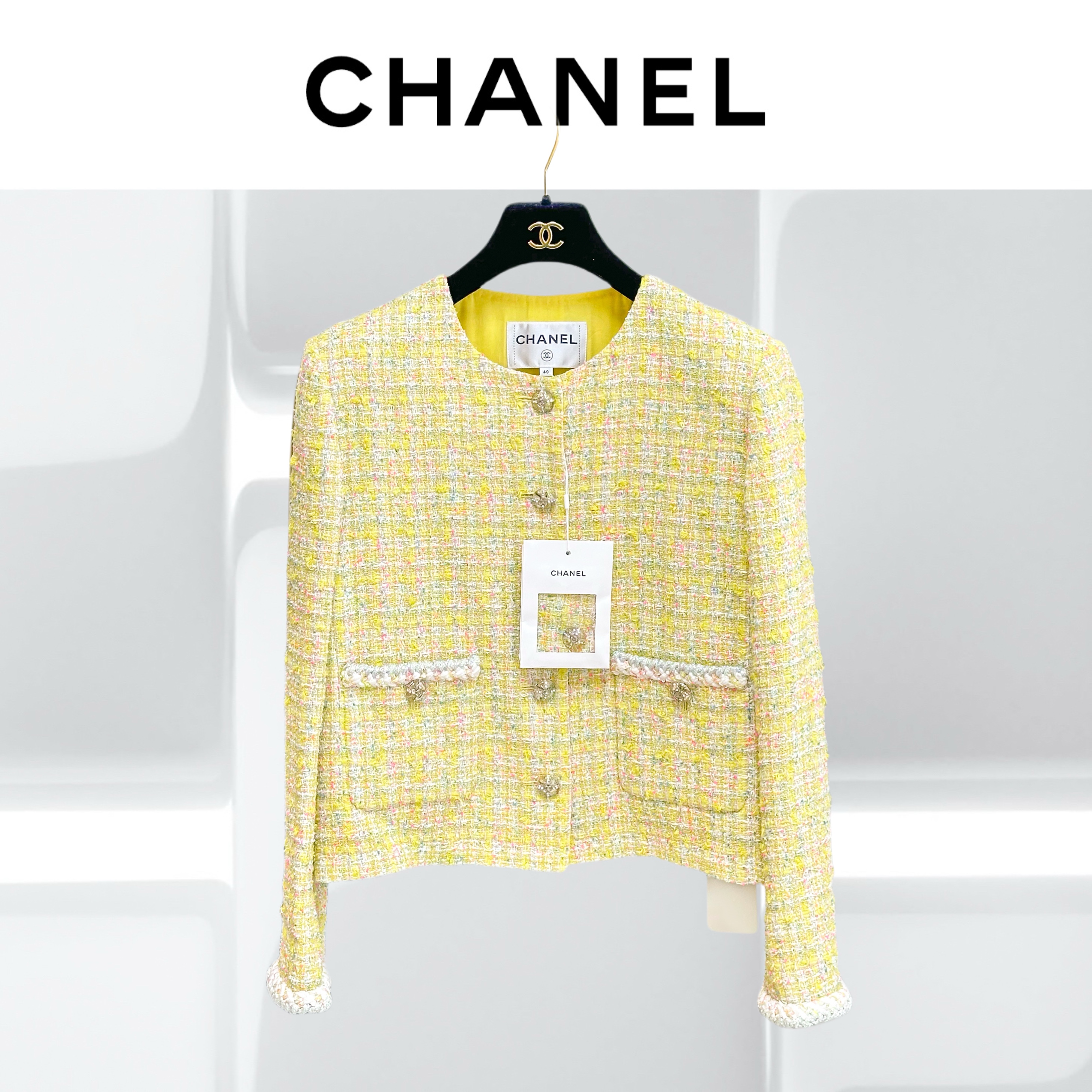99新 Chanel/香奈儿  40码24C早春鹅黄色粗花呢外套 
