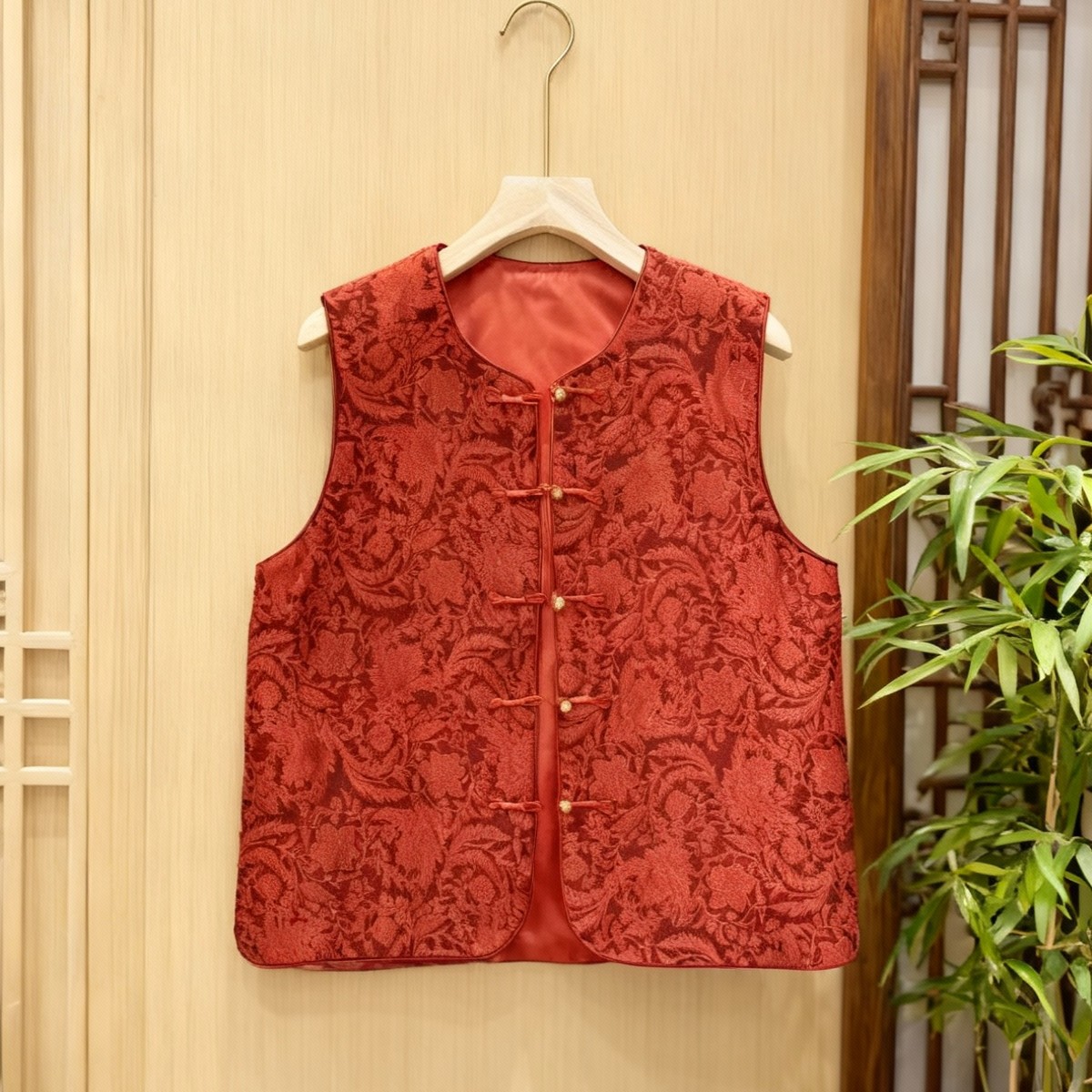 《花迎春》新年红刻花工艺新中式重工刺绣百搭显瘦气质马甲