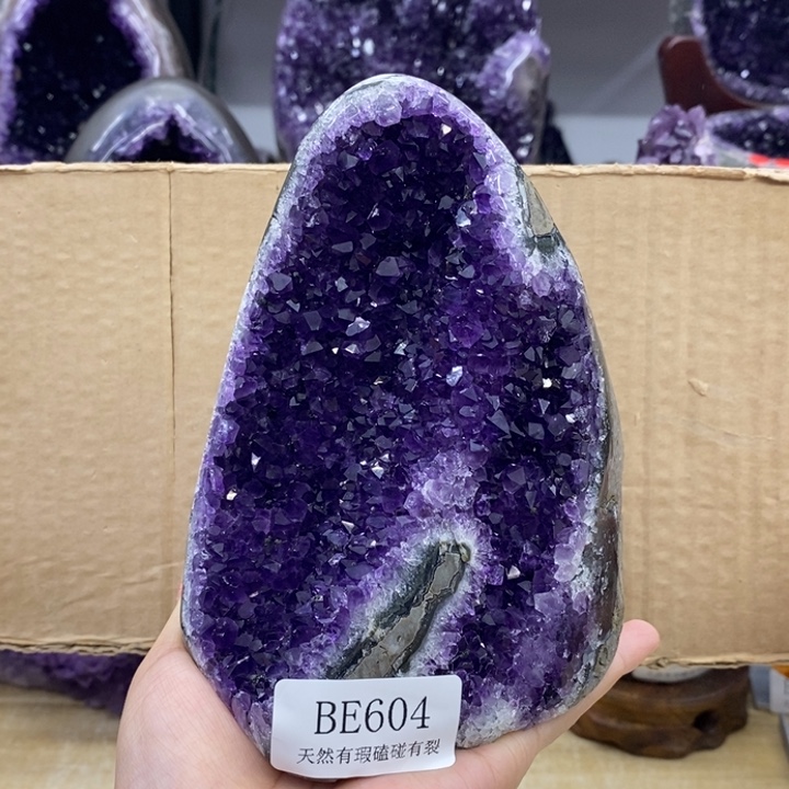 未镶嵌大型摆件（非配饰）水晶