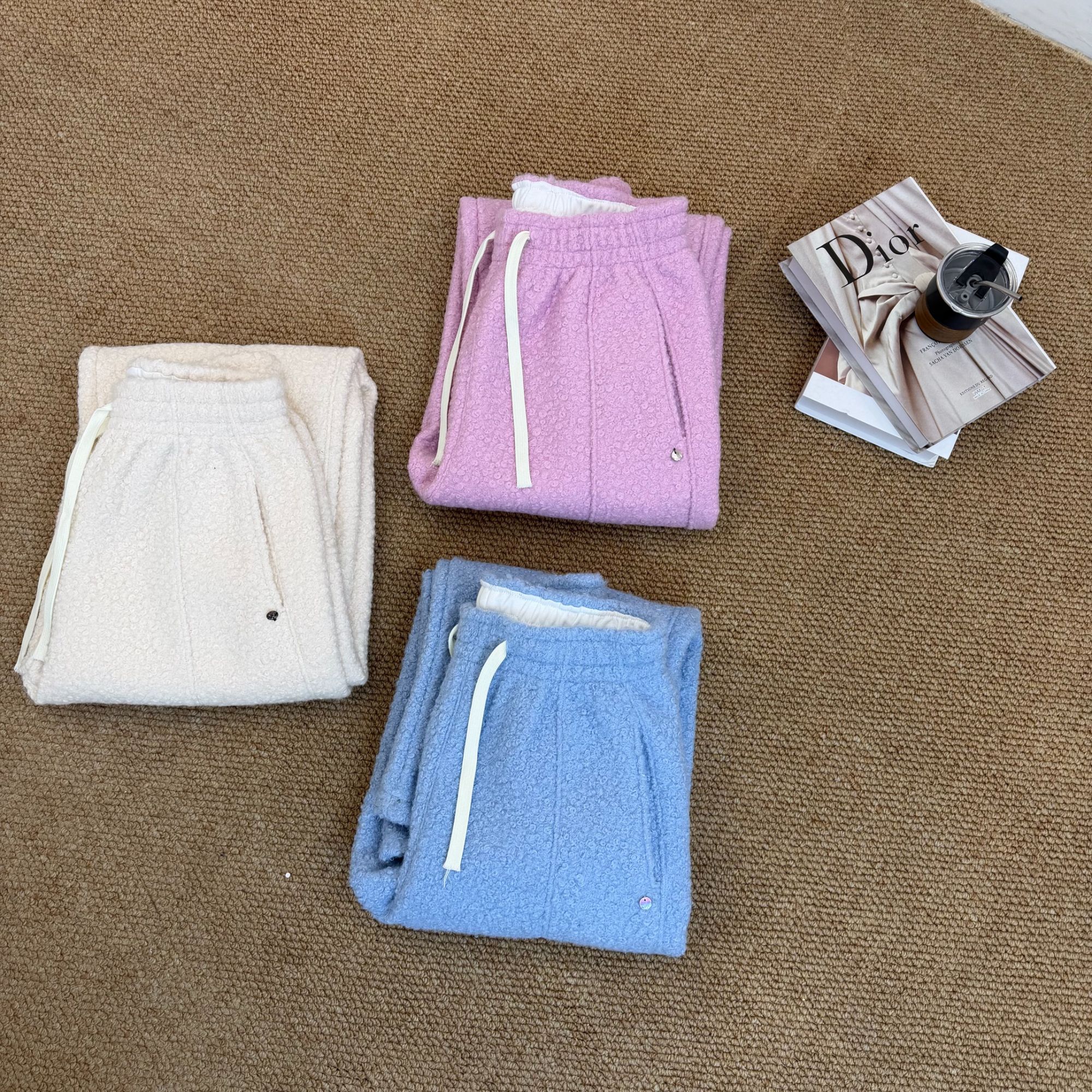 e*g*g直筒裤加绒加厚款秋冬保暖休闲裤抽绳时尚阔腿裤卫裤