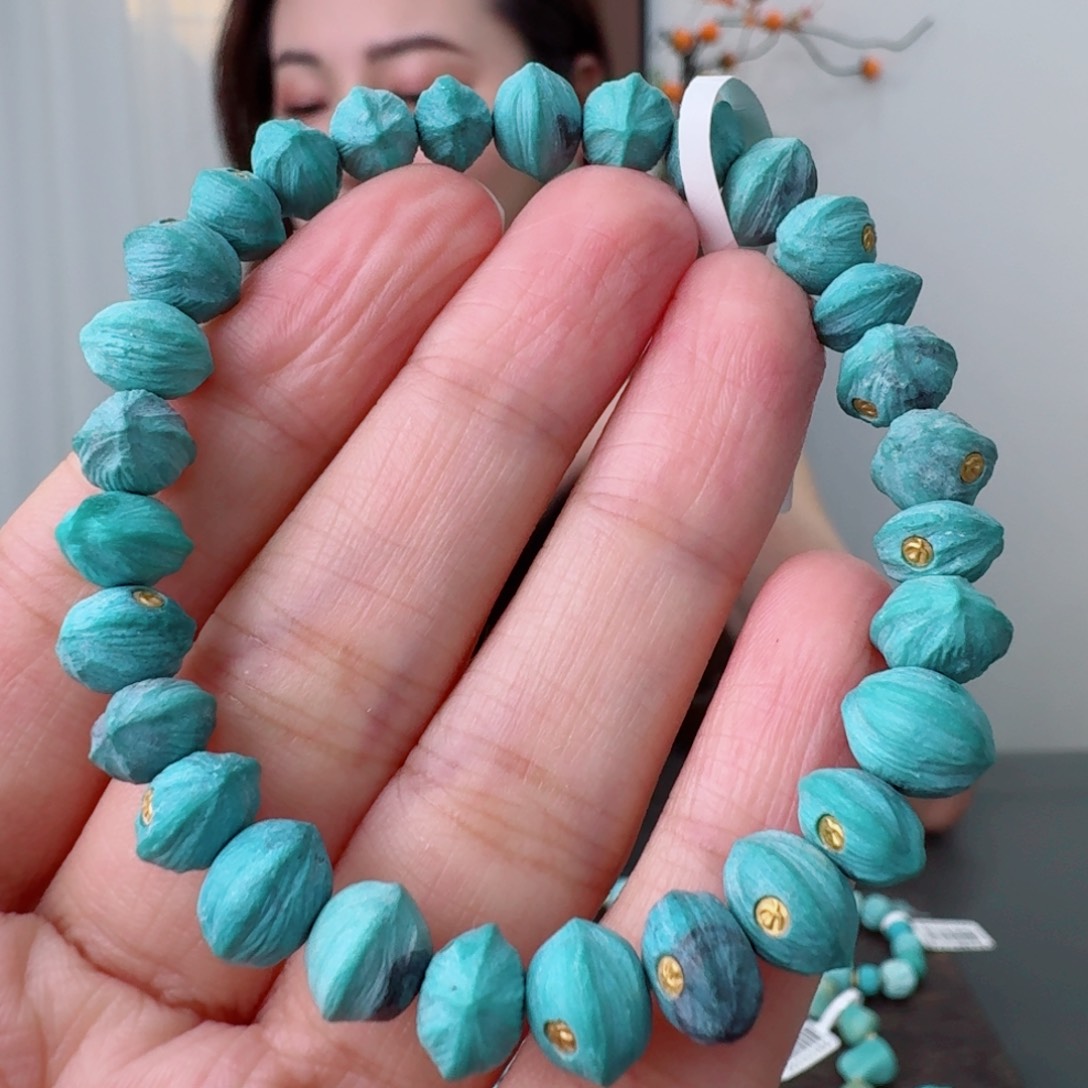 未镶嵌绿松石珠宝奇石